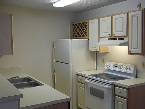 4th image of 727 Sugar Bay Way Unit 209