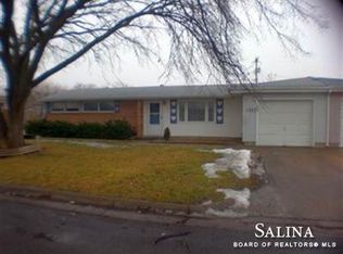 1323 Derby Ave, Salina, KS 67401
