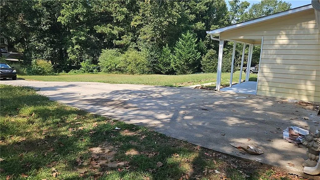 4 bed, 2.0 bath, 1576 sqft, $2,150 — Photo 3