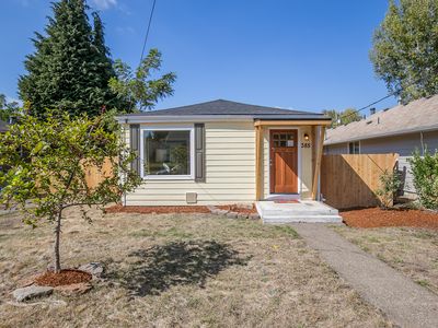 385 23rd St NE, Salem, OR, 97301