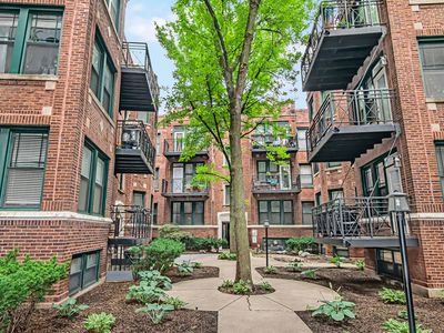 1138 W Pratt Blvd APT 3S, Chicago, IL, 60626