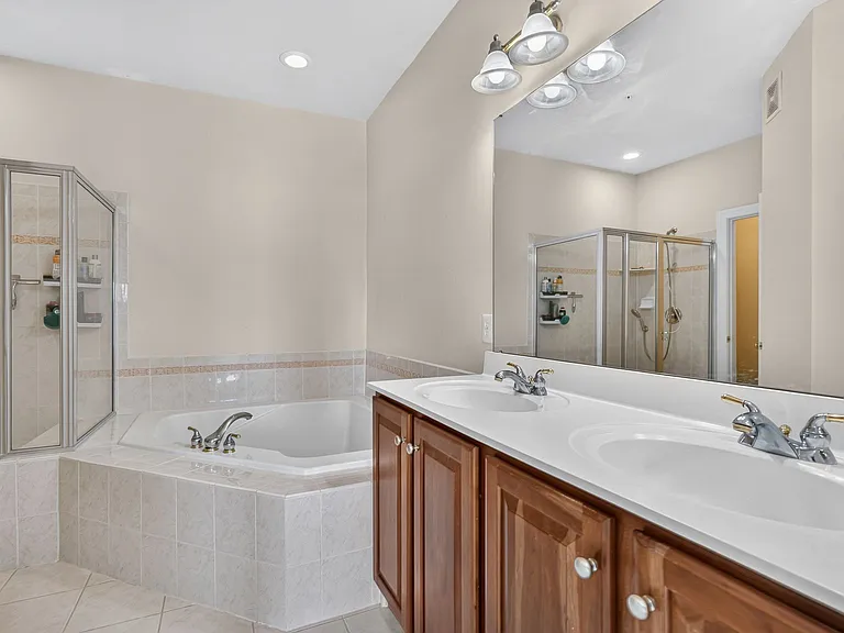 630 Pelican Ave #1 — Photo 21