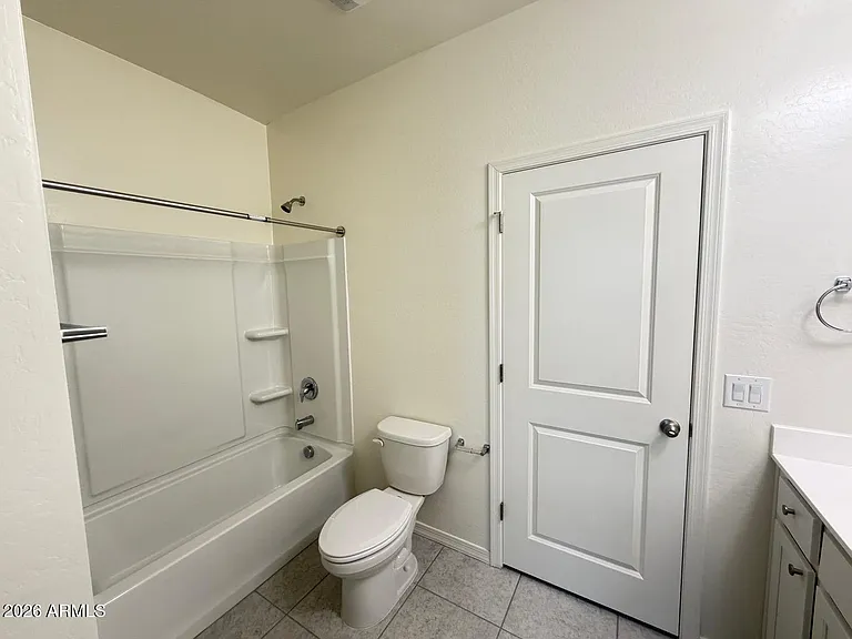 4422 N 100th Dr — Photo 28