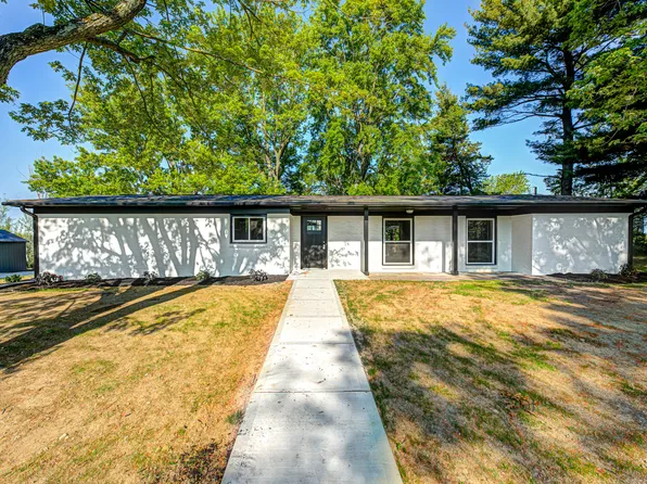 496 N County Road 325 W, Danville, IN 46122