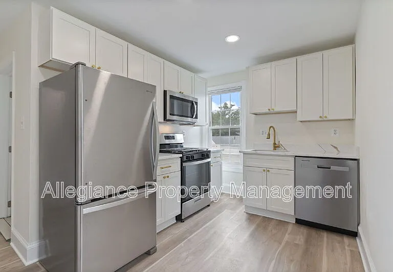 1506 B Mount Vernon Ave — Photo 14