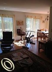 4th image of 1076 Washington Cir #1