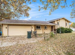 3203 M Dr S, Athens, MI 49011