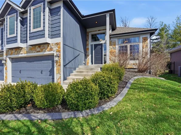 6015 N Ames Ave, Kansas City, MO 64151