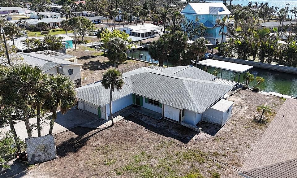 1st image of 335 PALM GROVE AVENUE