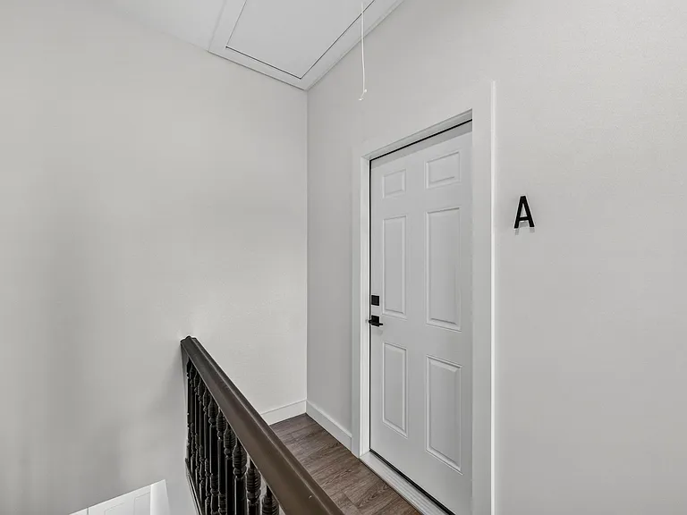 260 Walker St #A — Photo 3