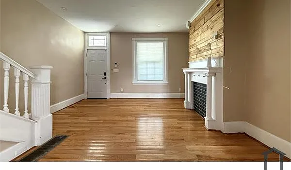 463 W Earlham Ter — Photo 23