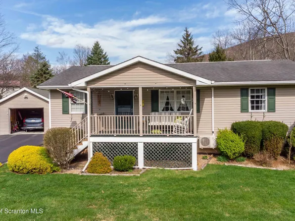 216 Alans Dr, Clarks Summit, PA 18411