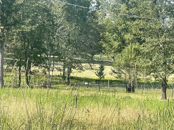5 Geddie Dr, Ellisville, MS 39437