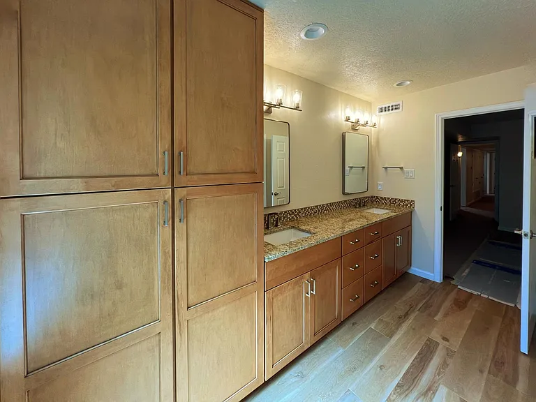 4328 Magnolia Dr NE — Photo 20