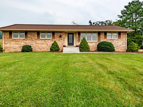 19387 Lake Rd, Abingdon, VA 24211