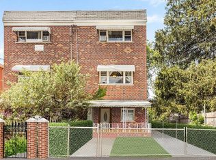 413 Taylor Ave, Bronx, NY 10473