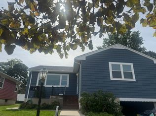 16 Howe St #1, Staten Island, NY 10310