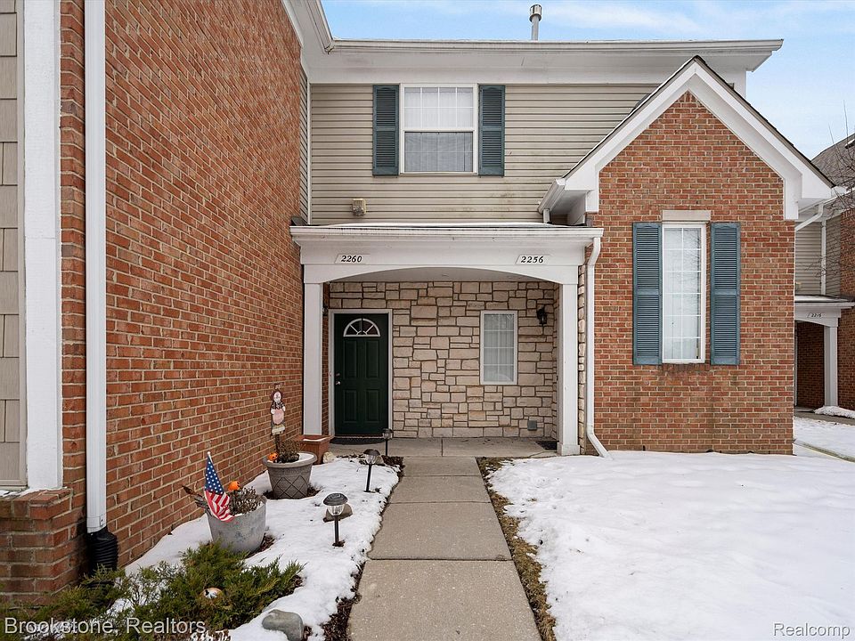 1st image of 2260 Monarch Dr