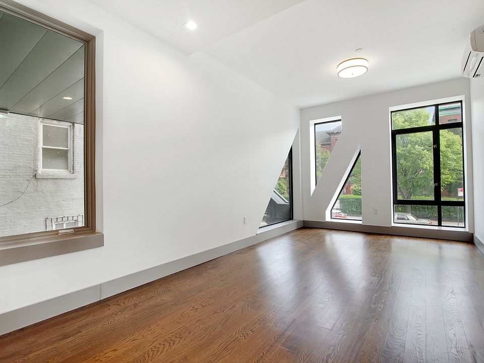 1st image of 2527 Church Ave #1D