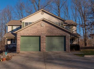 1041 N Forest View Dr N, Ellettsville, IN 47429