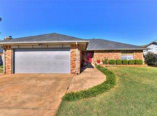 11317 Mackel Dr, Oklahoma City, OK 73170