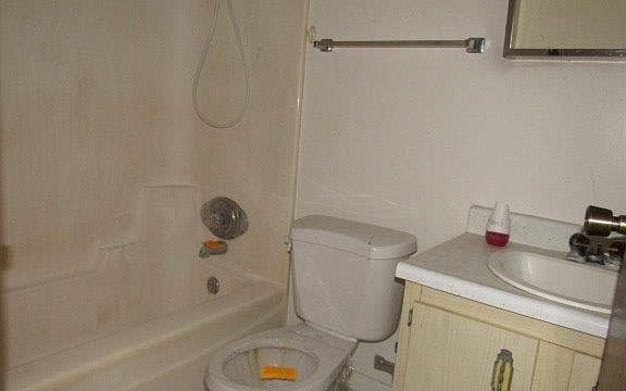 5th image of 32 Kathie Ct