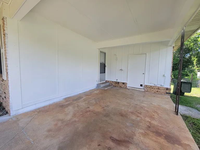 3405 Granberry Dr — Photo 12