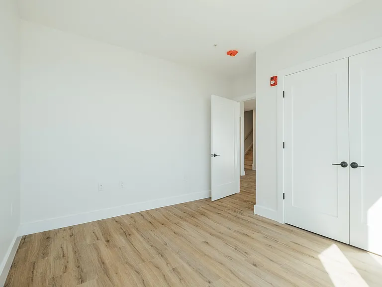 67 Martin Luther King Blvd #204 — Photo 15