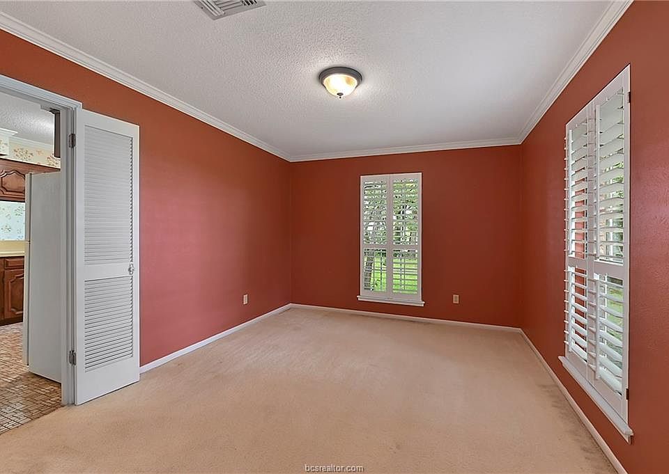 1st image of 3006 Norton (pvt) Ln