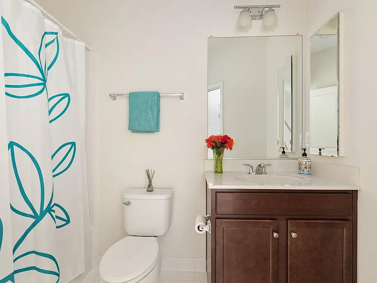 42304 Lancaster Woods Sq — Photo 5