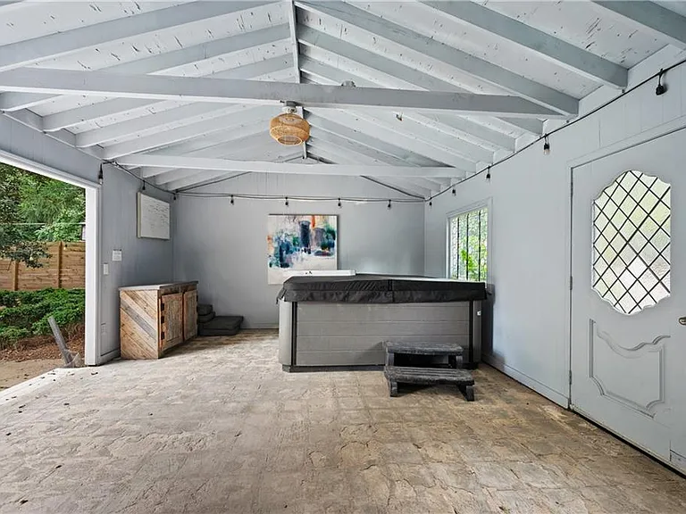 1337 Briarcliff Rd NE — Photo 44