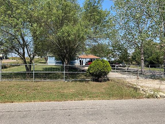 2nd image of 742 Smith Acres Dr