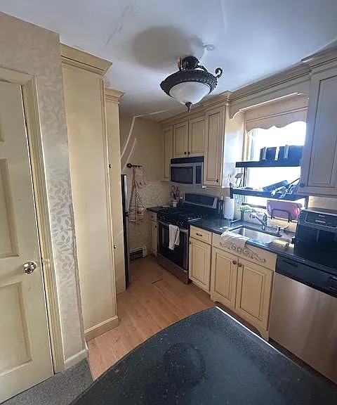 40 S Bayles Ave #UPPER — Photo 4