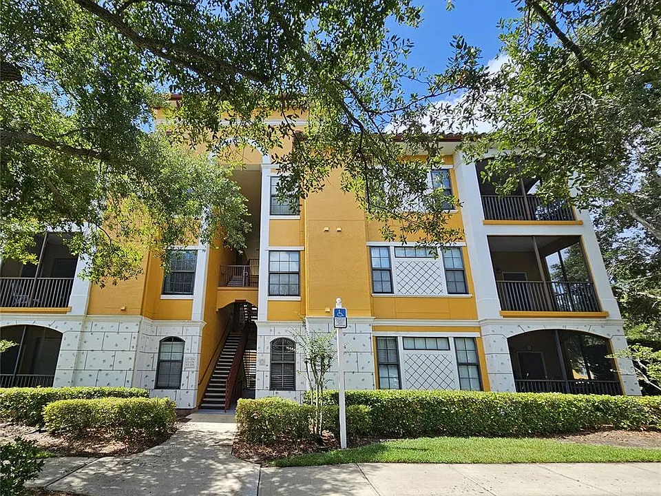 8335 38th Street Cir E #305