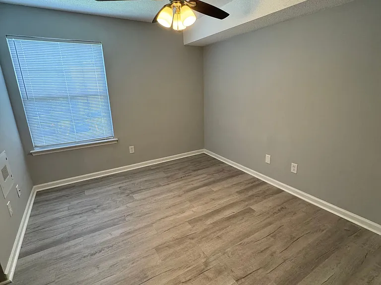 8546 Hopkins Circleunit #F — Photo 6