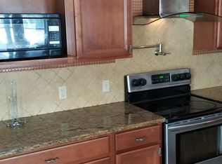 137 White Face Rd, Henryville, PA 18332