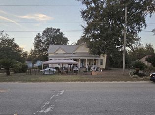 103 N College St, Sparks, GA 31647