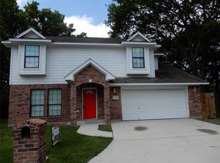 215 Terrace Dr, Texas City, TX 77591