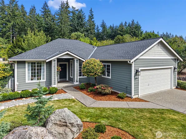 825 Jewil Drive, Fox Island, WA 98333