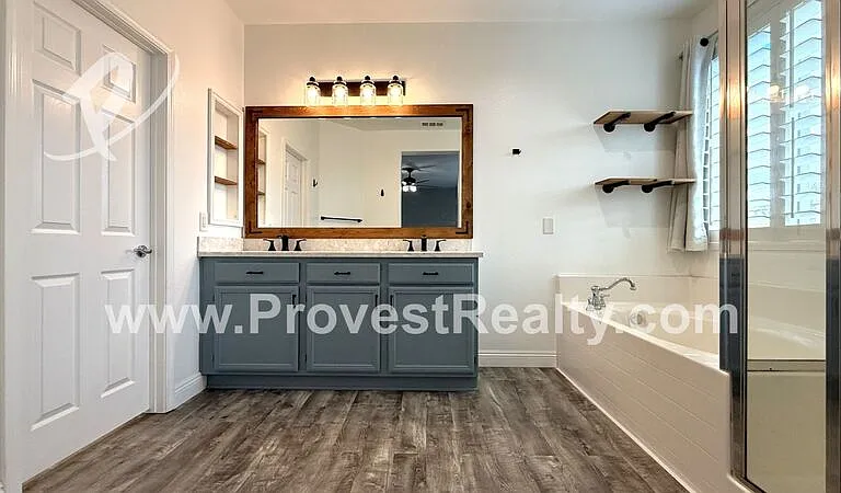 8440 Hoover Ct — Photo 14