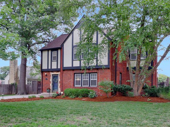 140 S Dellrose Ave, Wichita, KS 67218