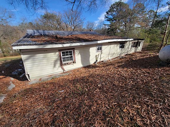 3rd image of 56 Lucy Dr
