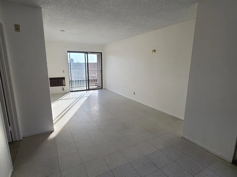390 N Avenue 57 #104 — Photo 3