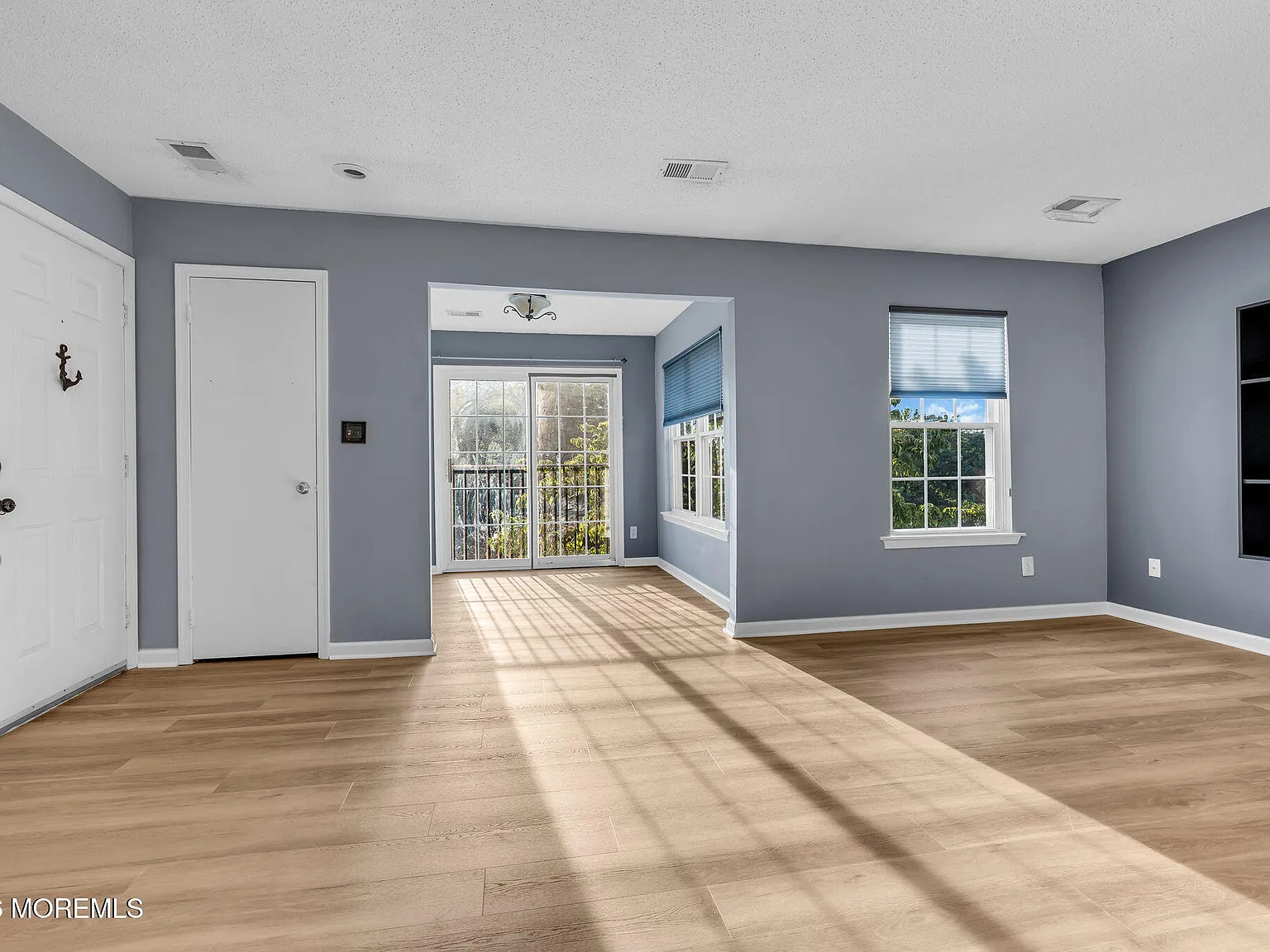 2 bed, 1161 sqft, $2,750 — Photo 4