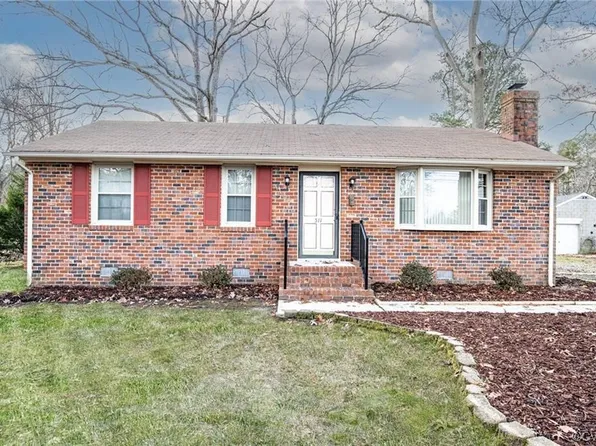 511 Wesley St, Ashland, VA 23005