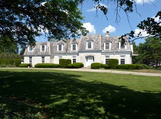 495 Plymouth Dr, Inverness, IL 60067