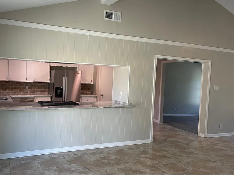 1700 Hollis Rd — Photo 11