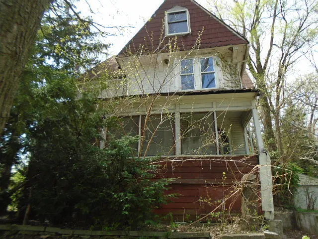 9372 S Vanderpoel Ave photo 1