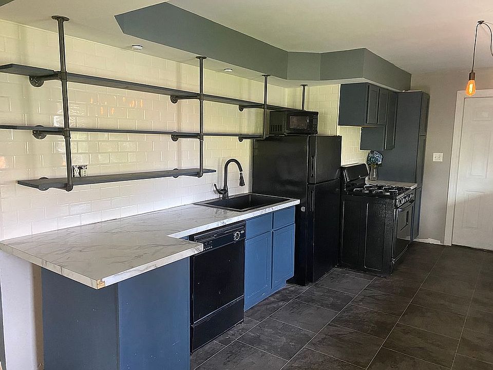 1st image of 214 W Michigan Ave