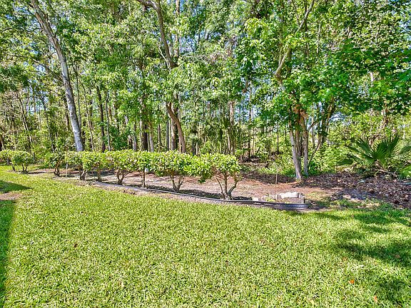 4th image of 5341 Lake Gardens Ln
